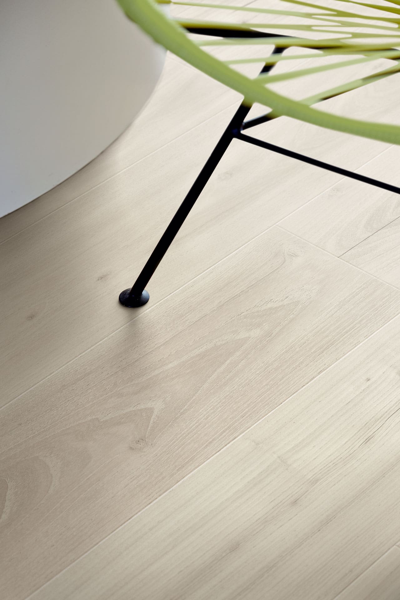 White Gloom Oak - Image 3