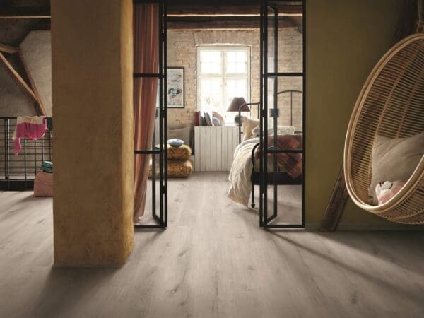 White Scottish Oak - Image 2